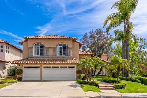 Photo of 4953 McGill Way WAY, San Diego, CA 92130 (MLS # 260016236SD)