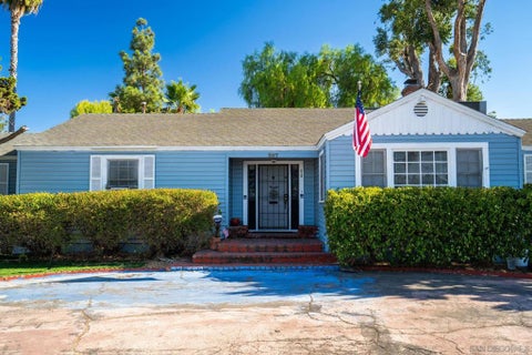 Photo of 307 E Washington Ave Ave, El Cajon, CA 92020 (MLS # 260020777SD)