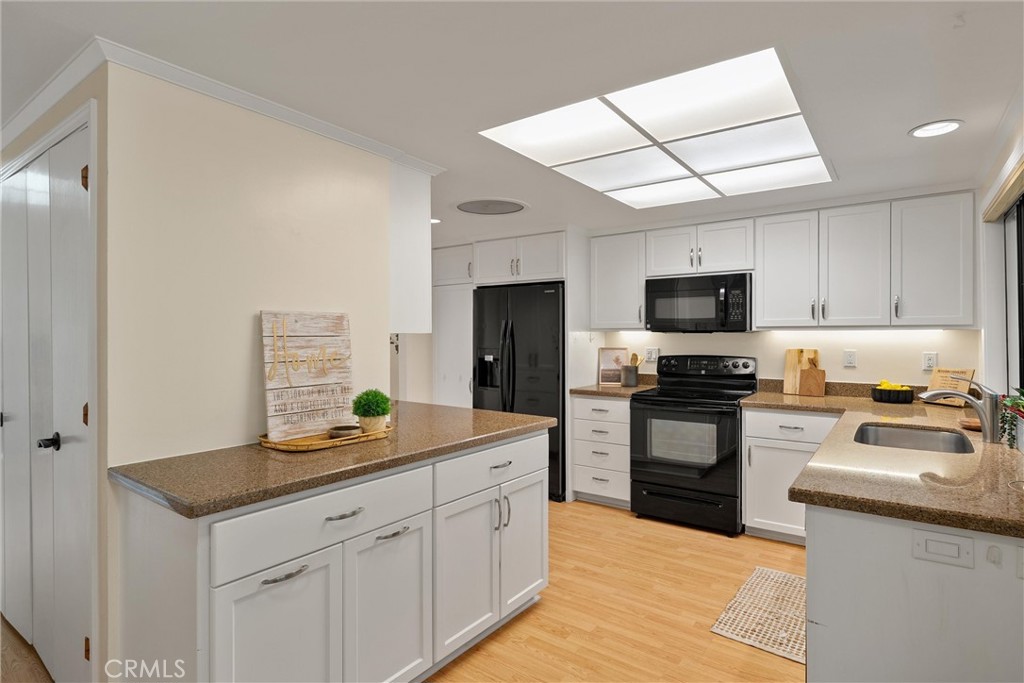43 Pebblewood Pines Drive