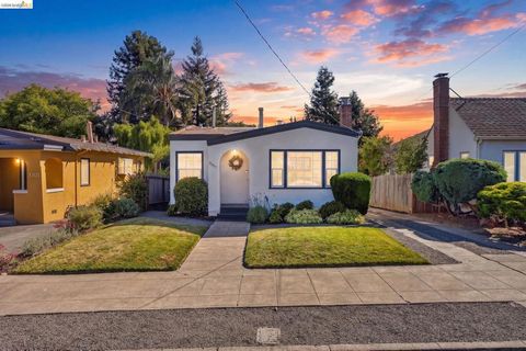 Photo of 3057 Sylvan Ave AVE, Oakland, CA 94602 (MLS # 41141075)