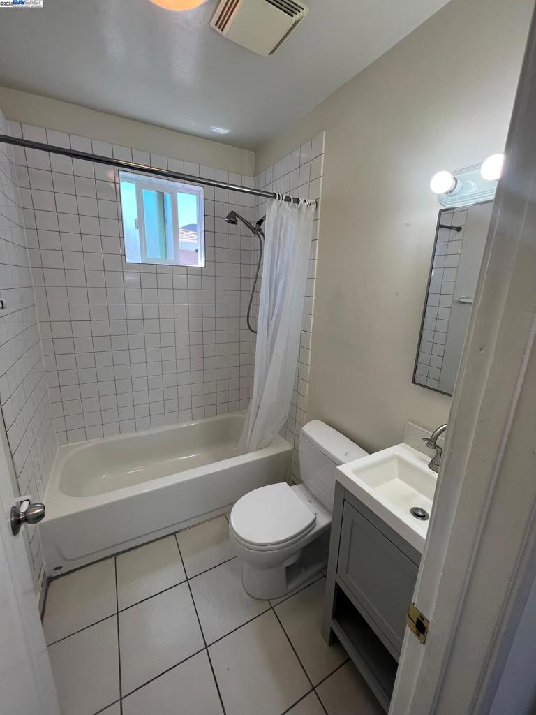 OCEAN VIEW - Residential Lease