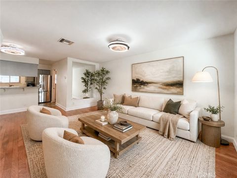 Photo of 22131 N Oxnard Street #A, Woodland Hills, CA 91367 (MLS # SR26096011)