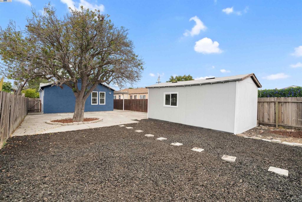 ALAMEDA COUNTY - Residential