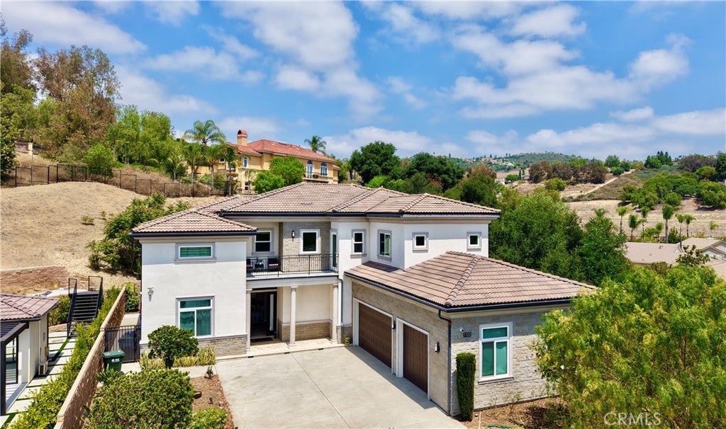 1330 Waterbrook