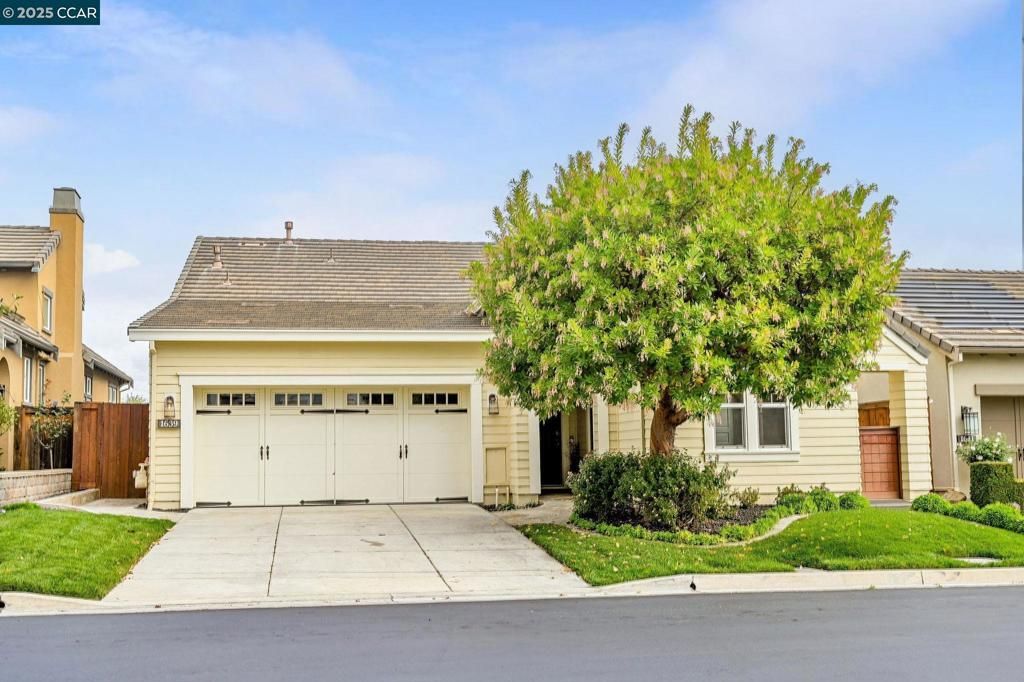 Photo of 1639 Gamay Ln, Brentwood, CA 94513 (MLS # 41117939)