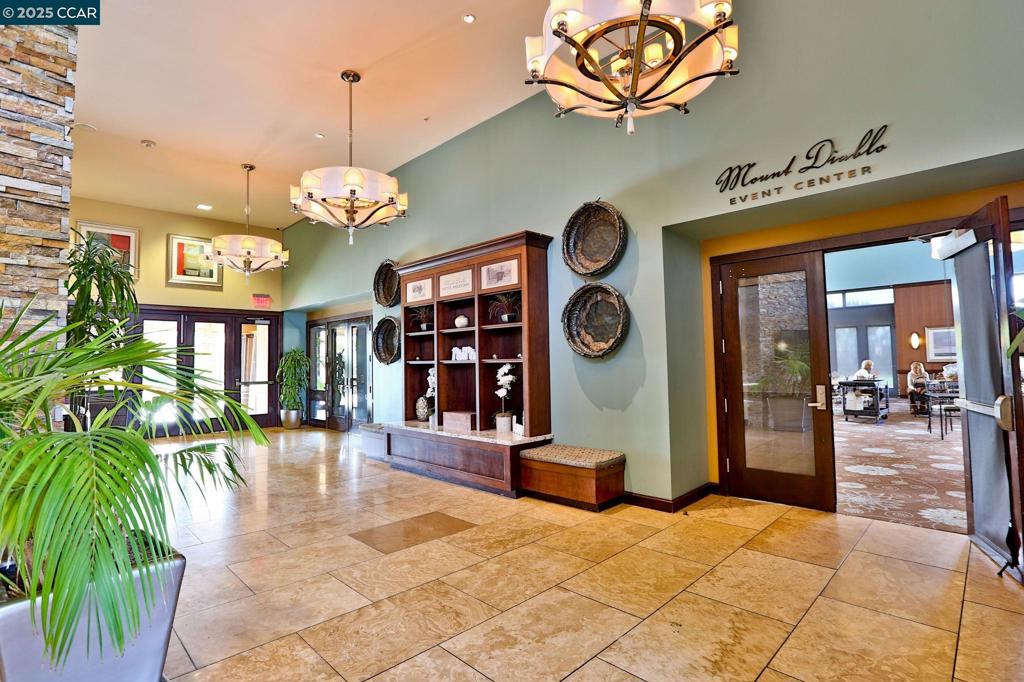 TRILOGY VINEYARDS - Residential