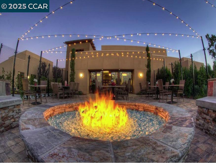 TRILOGY VINEYARDS - Residential