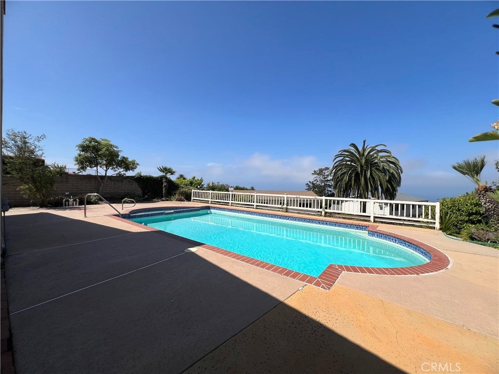29129 Whites Point Drive