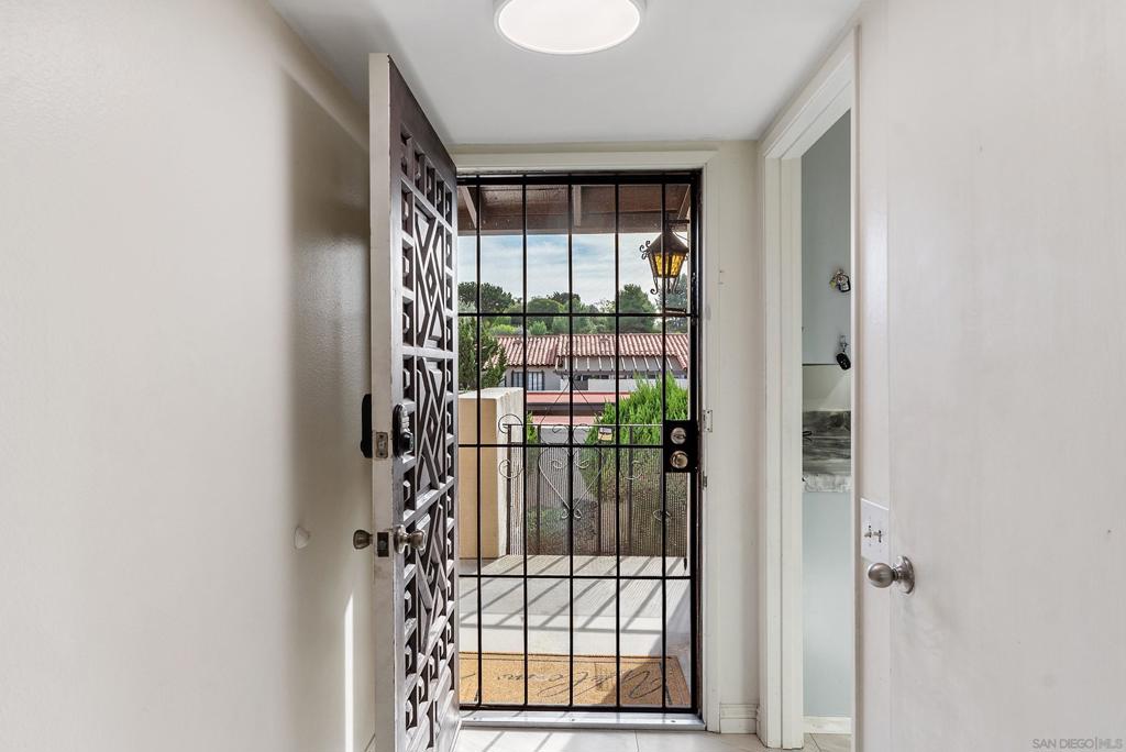 12130 Rancho Bernardo Rd B