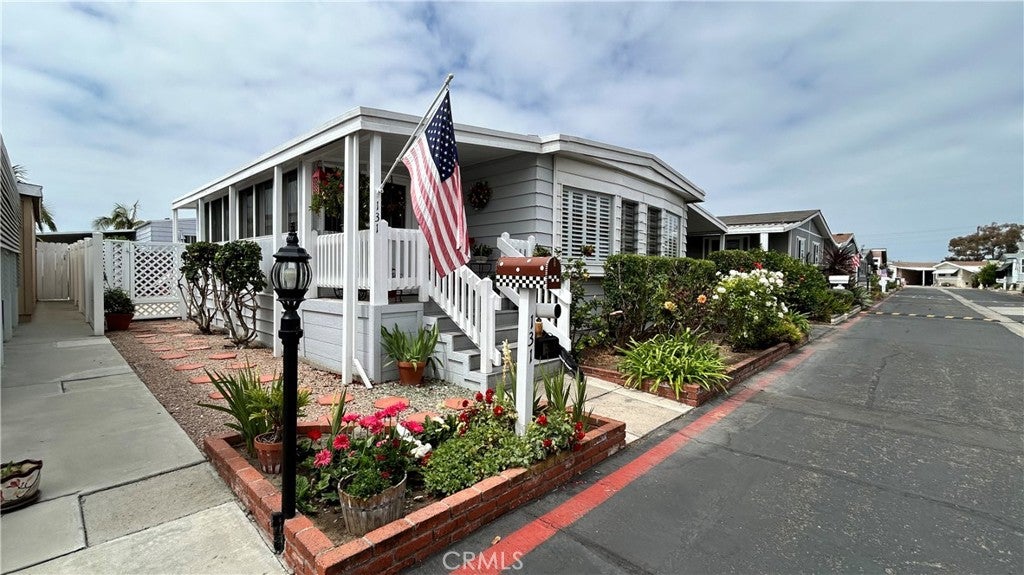 16444 Bolsa Chica 131