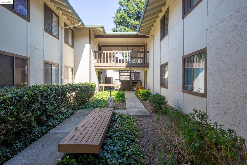 PARKRIDGE - Residential