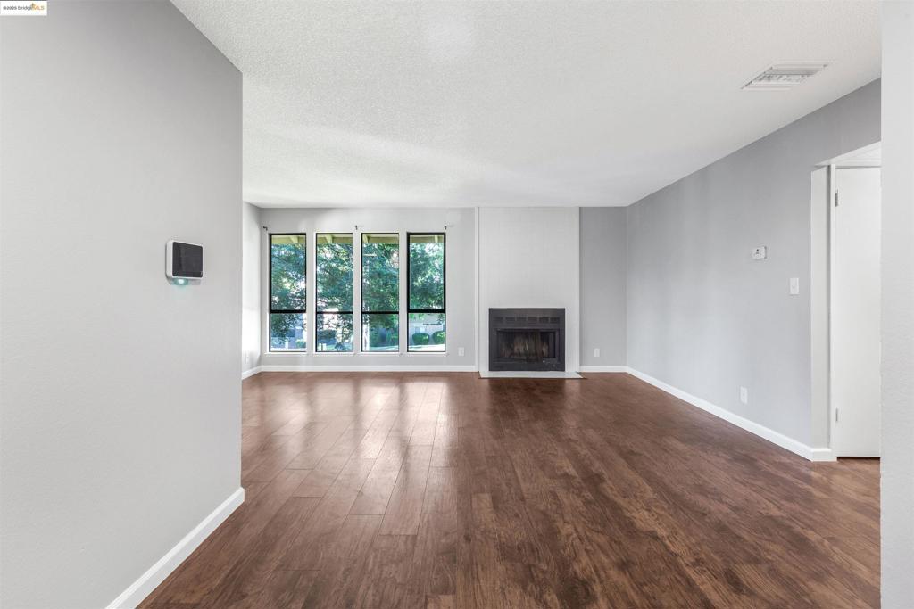 PARKRIDGE - Residential