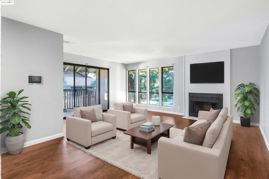 PARKRIDGE - Residential