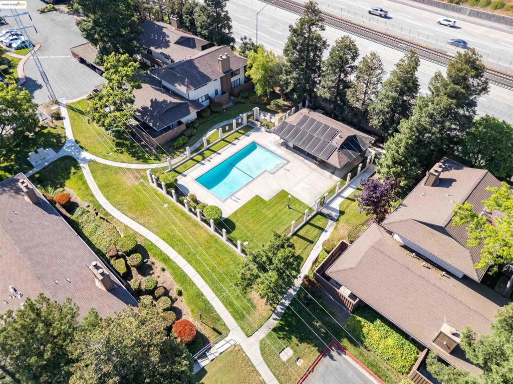 PARKRIDGE - Residential