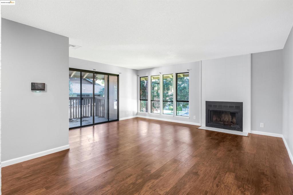 PARKRIDGE - Residential