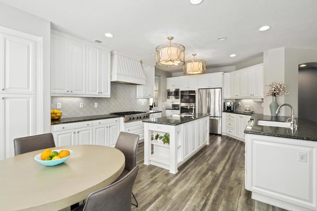 5476 Foxhound Way