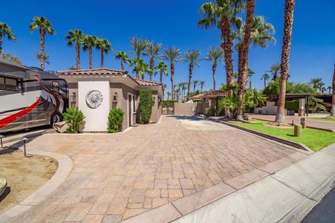 Photo of 80501 Avenue 48 Ave #21, Indio, CA 92201 (MLS # 219141304DA)