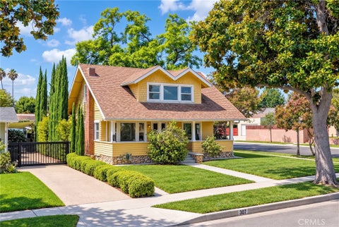Photo of 307 N El Molino ST, Alhambra, CA 91801 (MLS # AR26197099)