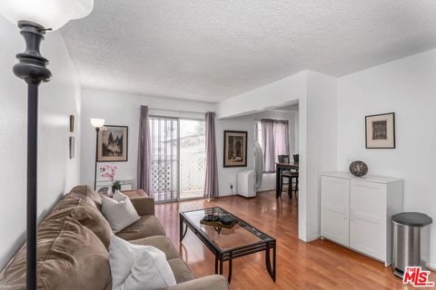 Photo of 3734 S Canfield Avenue #109, Los Angeles, CA 90034 (MLS # 26797467)