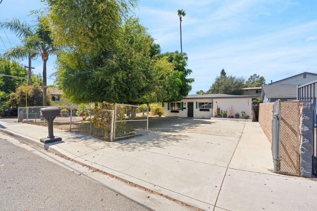 1061 Old Stage Road