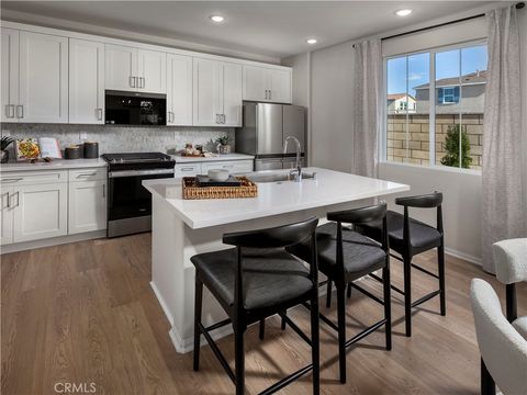 Tiny photo for 28228 Via Somantano, Temecula, CA 92591 (MLS # OC26069745)