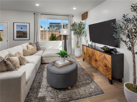 Tiny photo for 28228 Via Somantano, Temecula, CA 92591 (MLS # OC26069745)