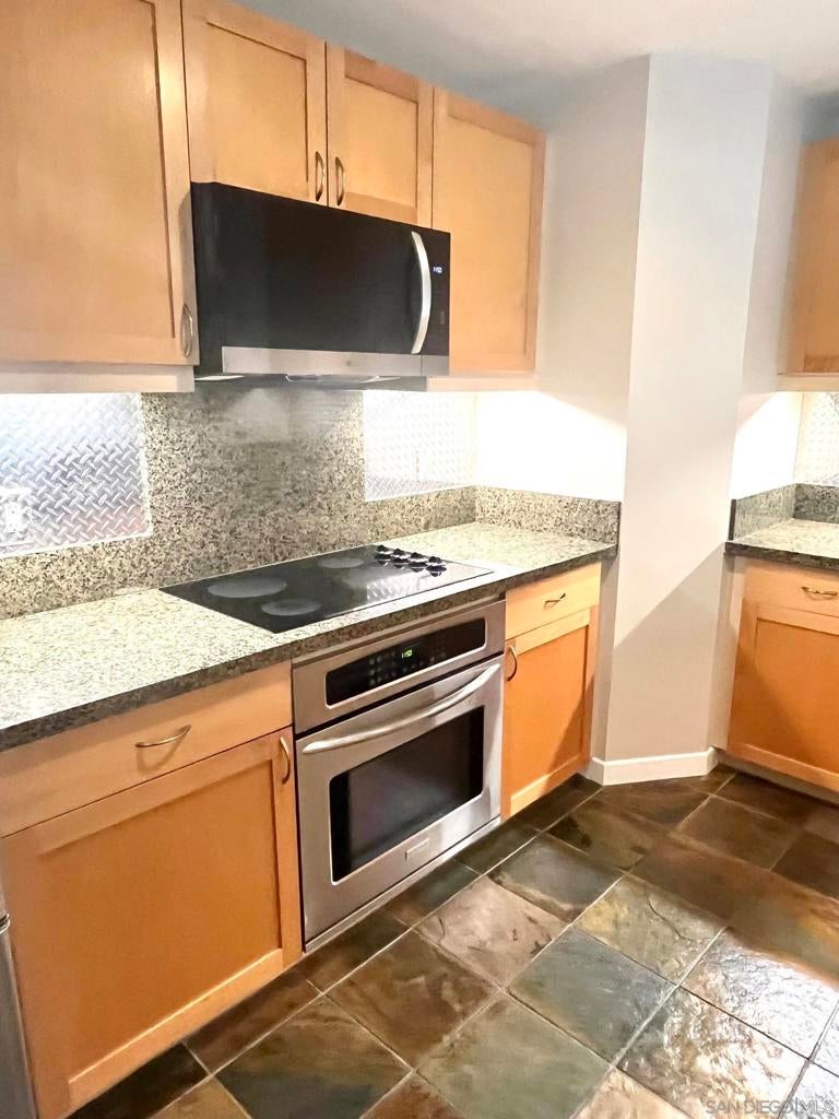1150 J St 116