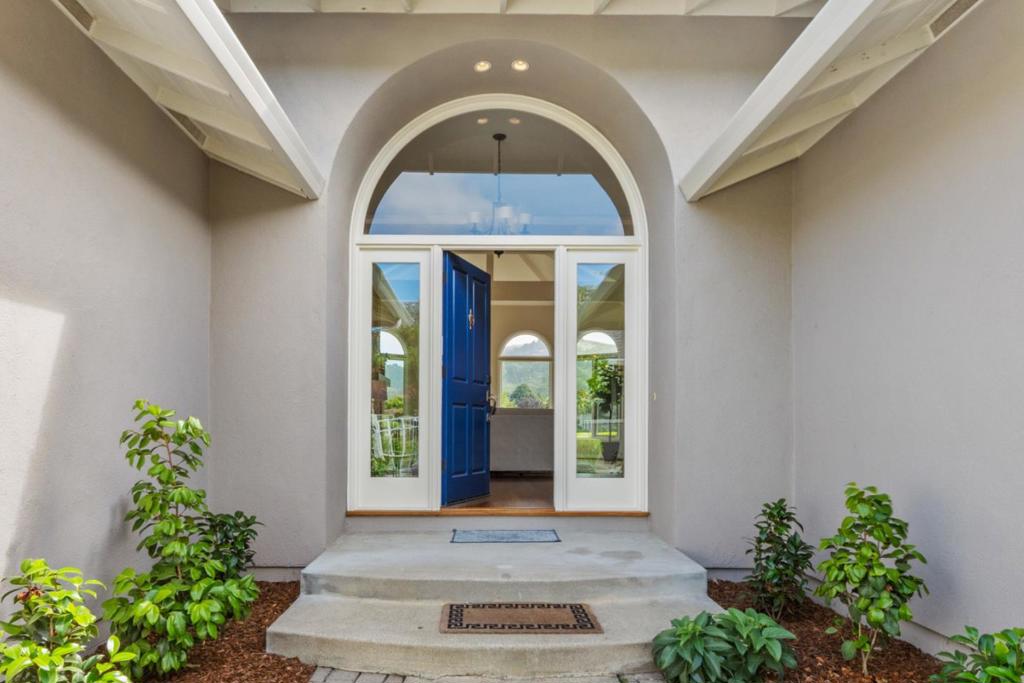 7011 Valley Greens Circle