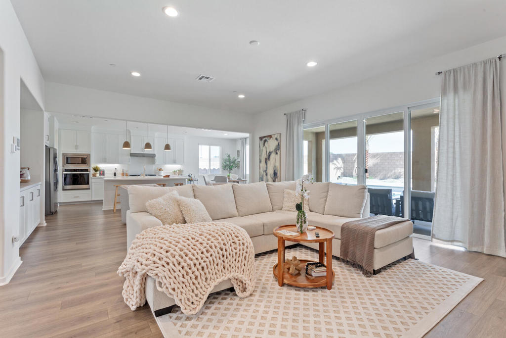 Capistrano at LQ - Residential Lease