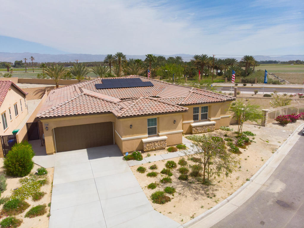 Capistrano at LQ - Residential Lease