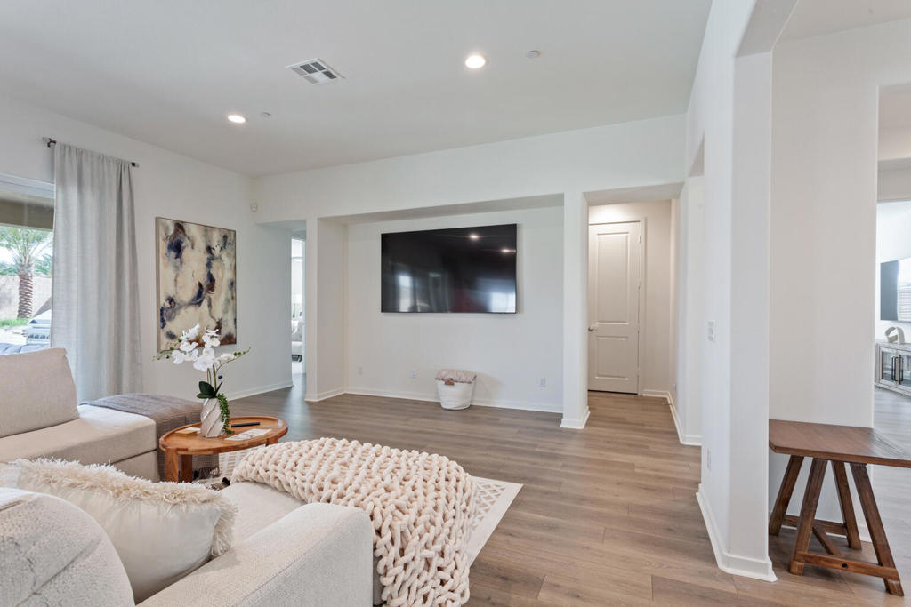 Capistrano at LQ - Residential Lease