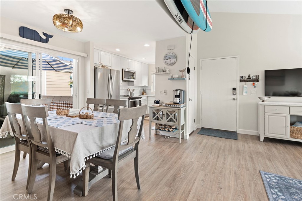 Available from November 1, 2025 to May 31, 2026 for monthly rental. Submit on a Dog (No Cats). Fully Furnished, Upstairs Condo with 2 Bedrooms & 2 Full Bathrooms. Awesome location across the street from Strands Beach in Dana Point. Upgrades throughout this open & lofty condo include wood flooring, vaulted ceilings, white cabinets, quartz counter-tops, stacked washer & dryer, stainless steel appliances, two patios and Ocean Breezes. Can Sleep up to 6 people w/2 double beds in the guest bedroom and a queen size bed in the master bedroom. Close to the association pool, hot tub, BBQ & Clubhouse within the community. Close by Activities include Dana Point Harbor, Headlands Coastal Trails, Golf, Shopping, Restaurants, Surfing and Ocean View Sunsets. A Dog maybe considered (No Cats).