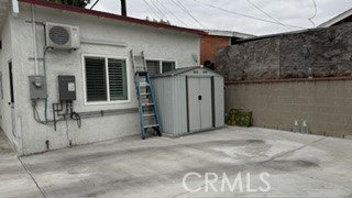 6121 Miles Avenue 2