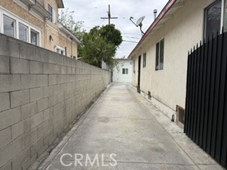 6121 Miles Avenue 2