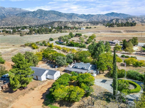 Photo of 11055 Sunset Ave, Banning, CA 92220 (MLS # IG25247318)