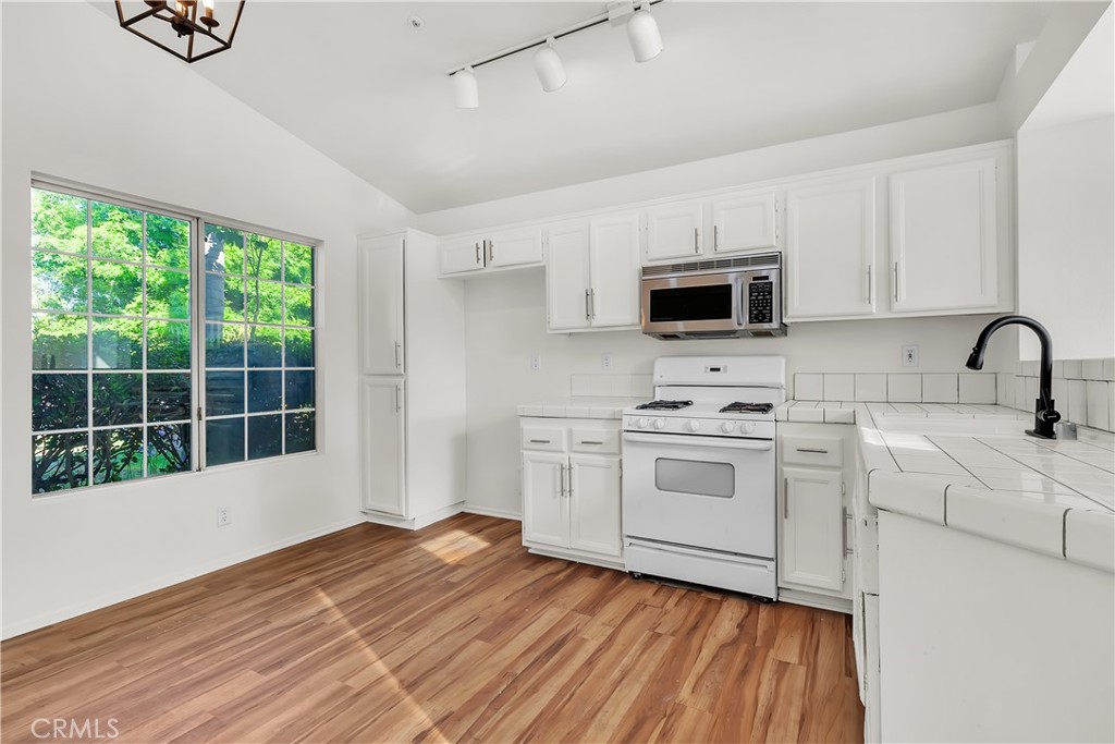 7600 Dunkirk Avenue