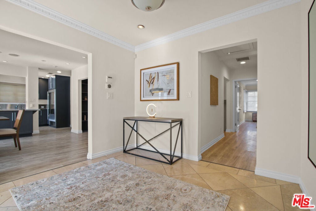 9509 Cresta Drive, Los Angeles CA 90035
