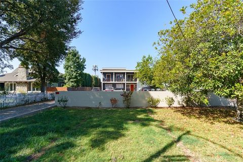425 N Raymond Avenue Pasadena CA 91103