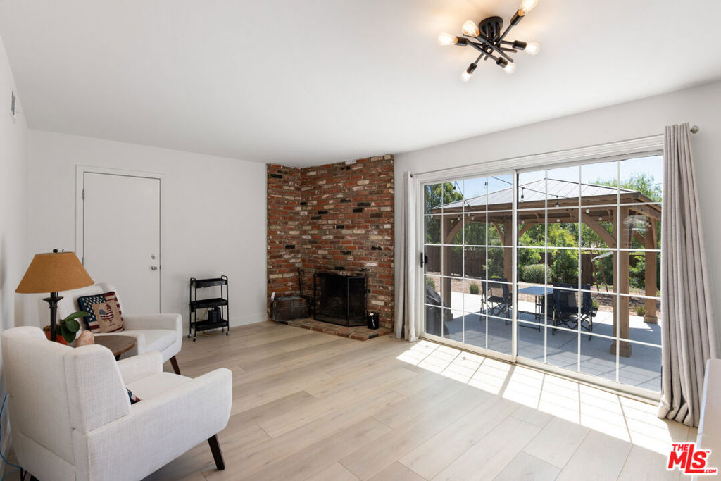 10124 Jimenez Street