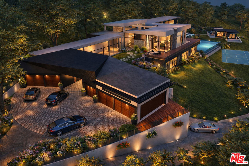 3901 Kanan Road