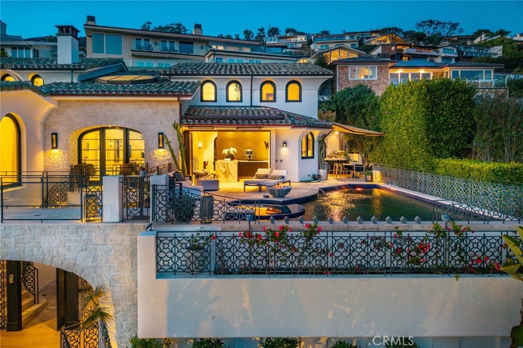 922 EMERALD BAY