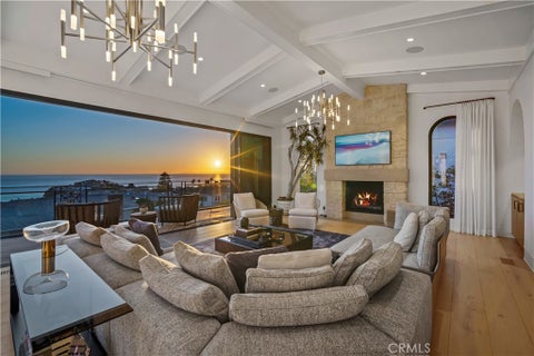Photo of 922 EMERALD BAY, Laguna Beach, CA 92651 (MLS # LG26169394)