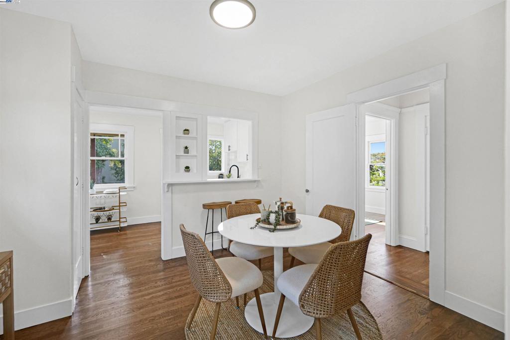 UPPER LAUREL - Residential