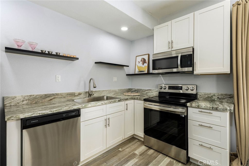 78225 Cabrillo Lane #103