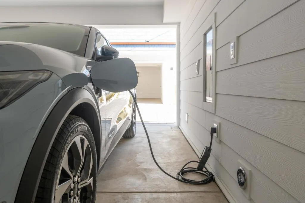 Coronado, California 92118, United States, 3 Bedrooms Bedrooms, ,4 BathroomsBathrooms,Residential,Active,159295