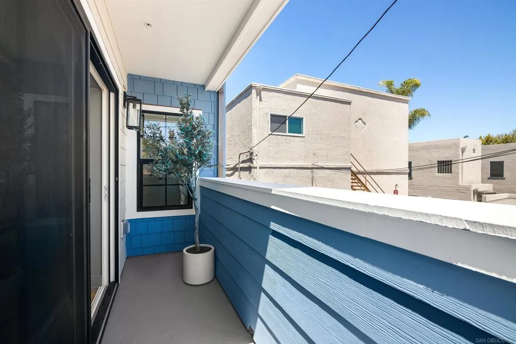 Coronado, California 92118, United States, 3 Bedrooms Bedrooms, ,4 BathroomsBathrooms,Residential,Active,159295