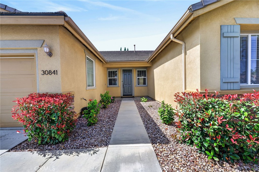30841 Dropseed Dr