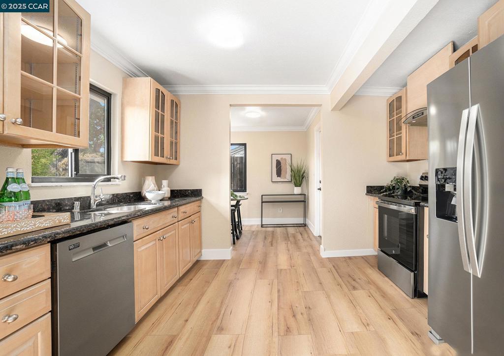 FAIR OAKS - Residential