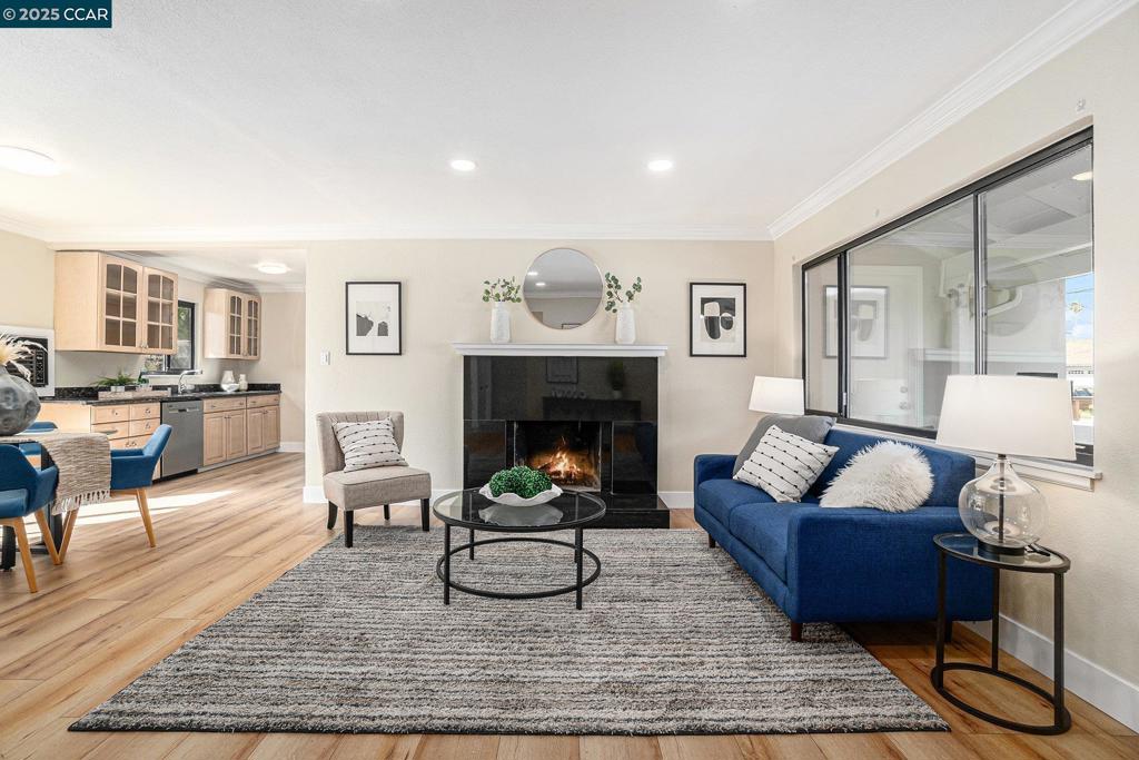 FAIR OAKS - Residential