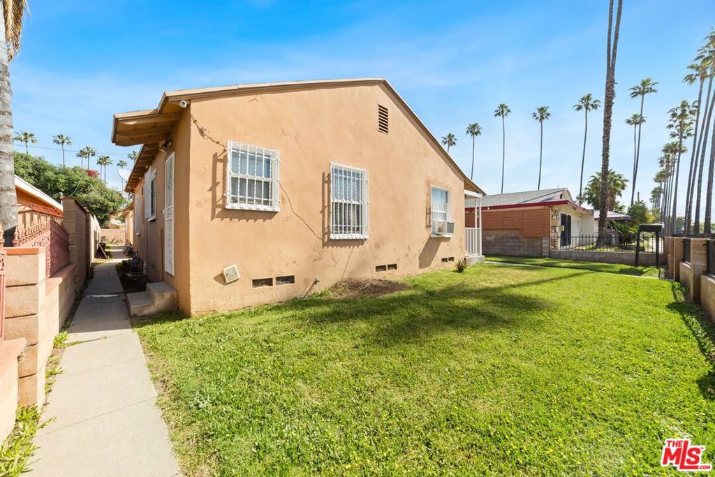 430 W 16th Street